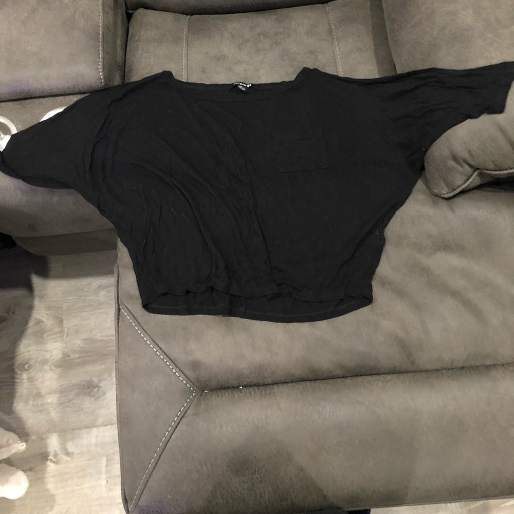 Cropped black Top